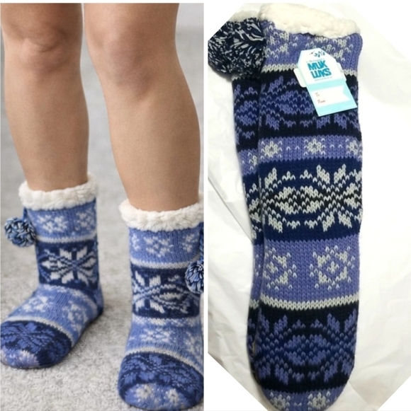 Muk Luks Accessories - 🍎Nwt MUK LUKS Slipper Tall Socks Grippers Knit Sherpa Pom Small Medium 6 - 8